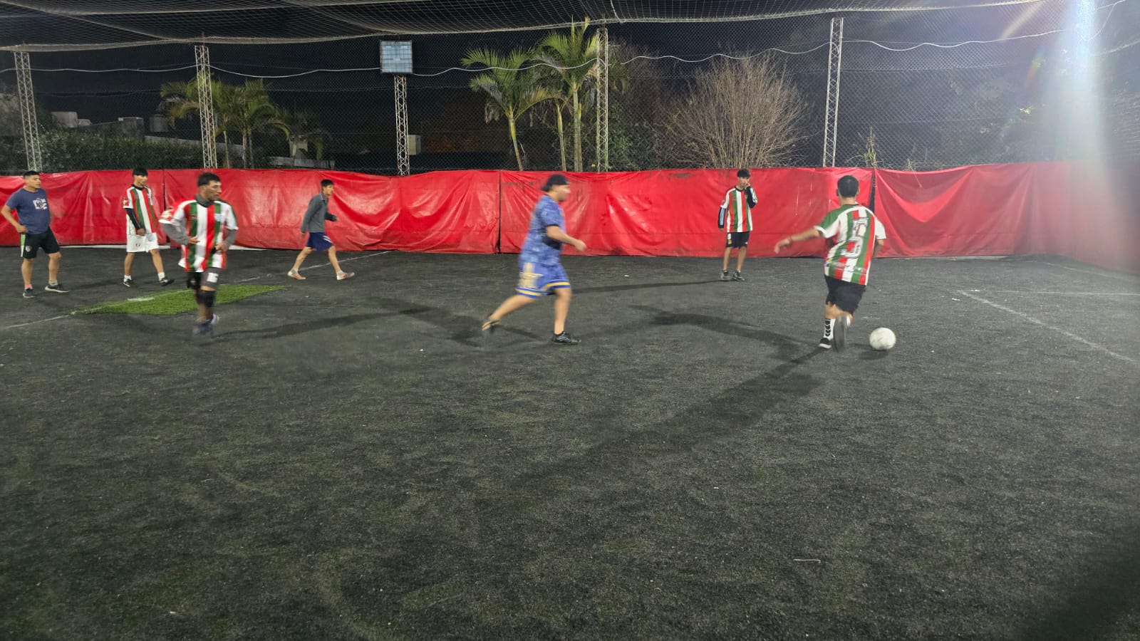 La Liga Costera juega una nueva fecha en América Fútbol 5 y apuesta a un grupo gran año en un lugar clásico de fútbol y encuentro